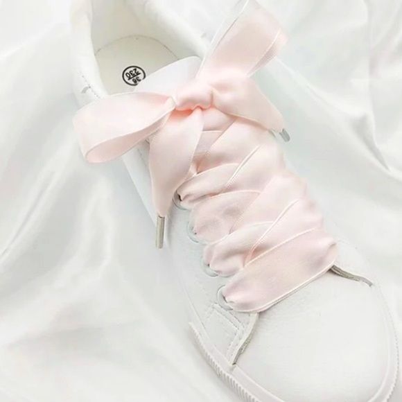 Double-faced satin silk ribbon Shoelaces - Picture 3 of 3